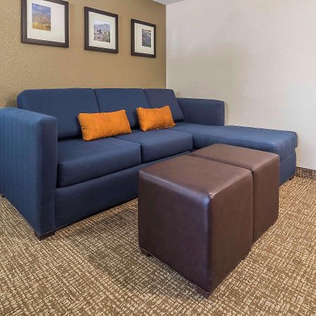 Comfort Suites El Paso Airport Bagian luar foto