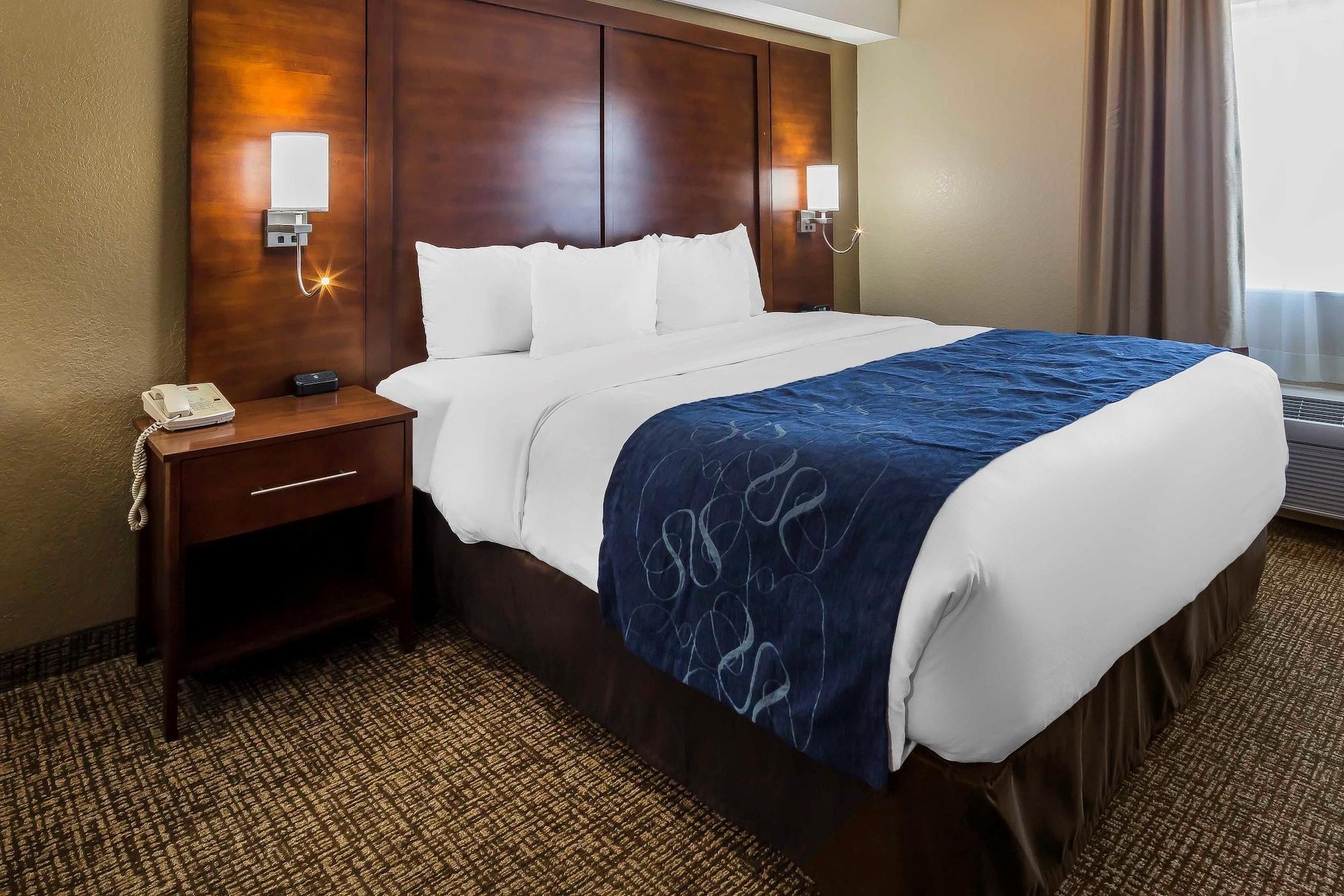 Comfort Suites El Paso Airport Bagian luar foto