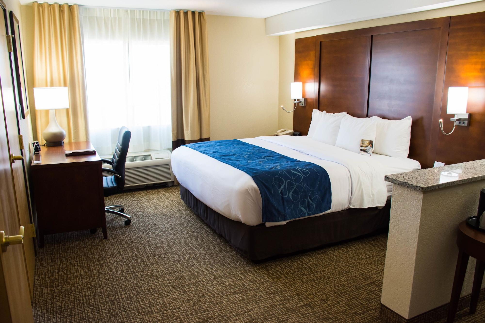 Comfort Suites El Paso Airport Bagian luar foto
