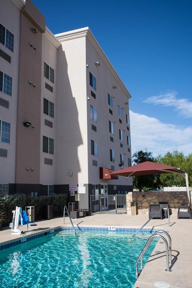 Comfort Suites El Paso Airport Bagian luar foto