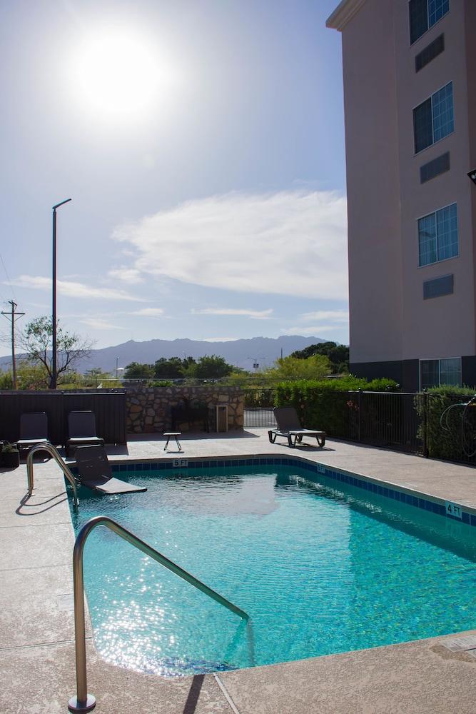 Comfort Suites El Paso Airport Bagian luar foto